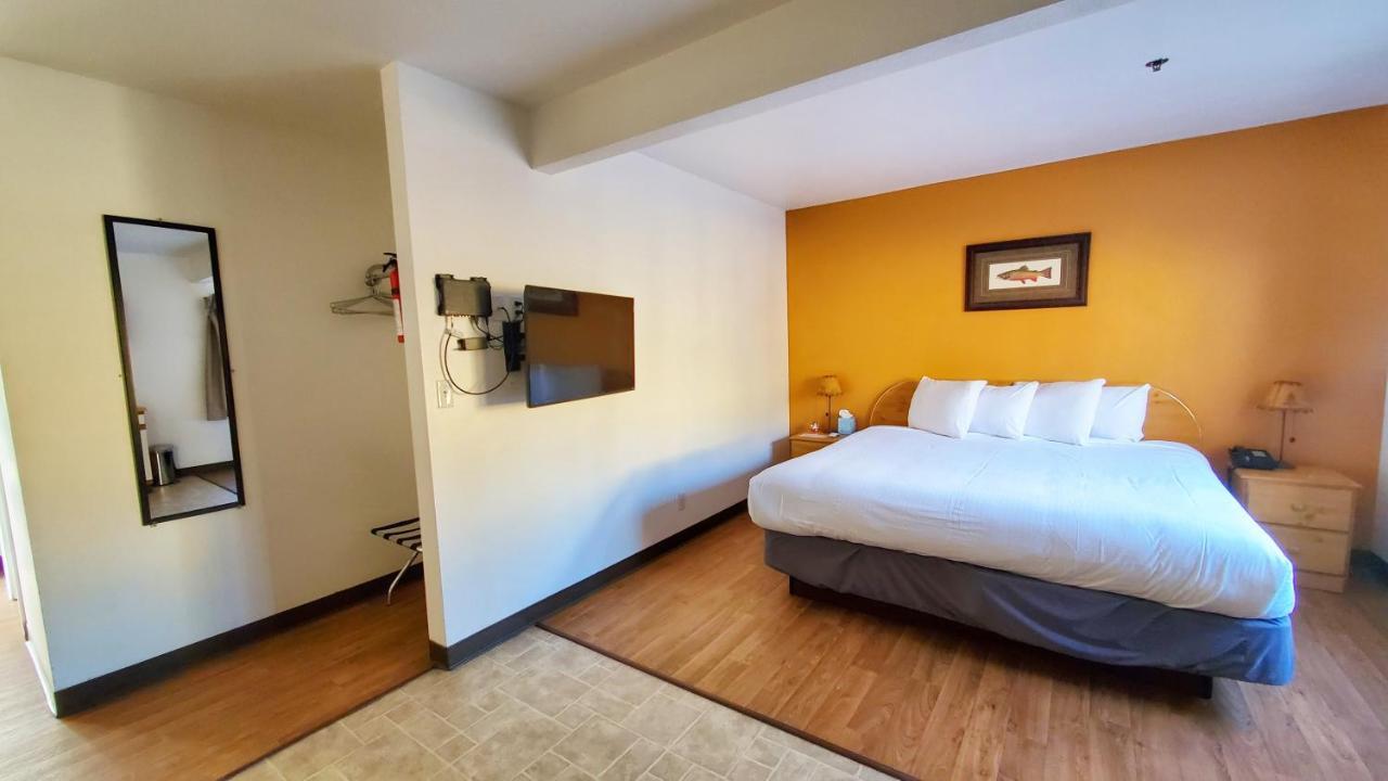 קרנוויל Corral Creek Lodge מראה חיצוני תמונה