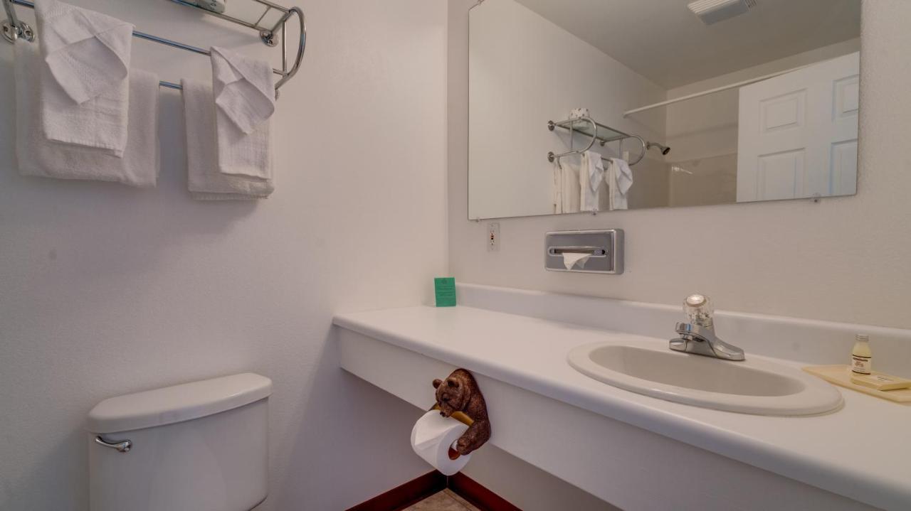 קרנוויל Corral Creek Lodge מראה חיצוני תמונה