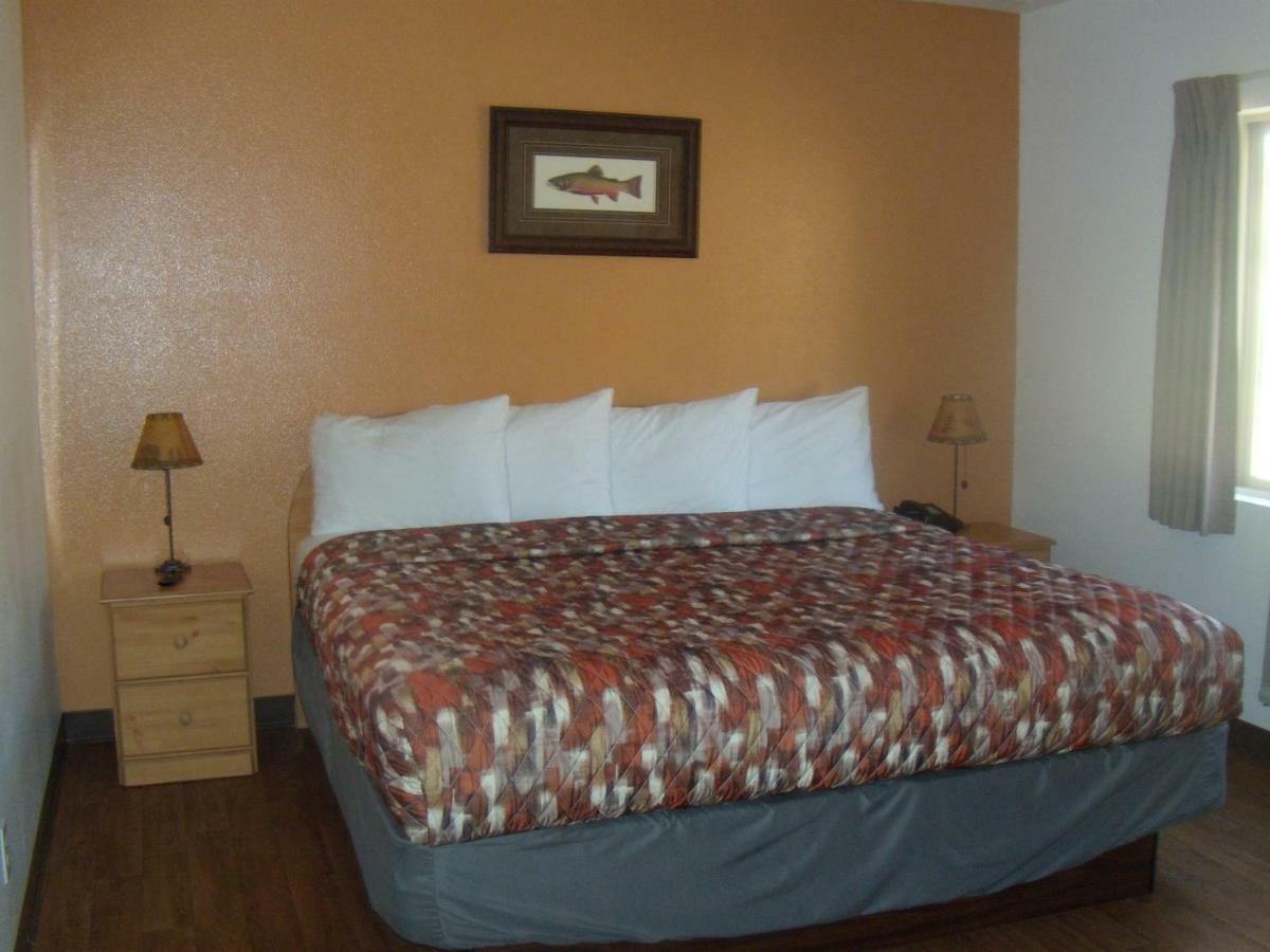 קרנוויל Corral Creek Lodge מראה חיצוני תמונה